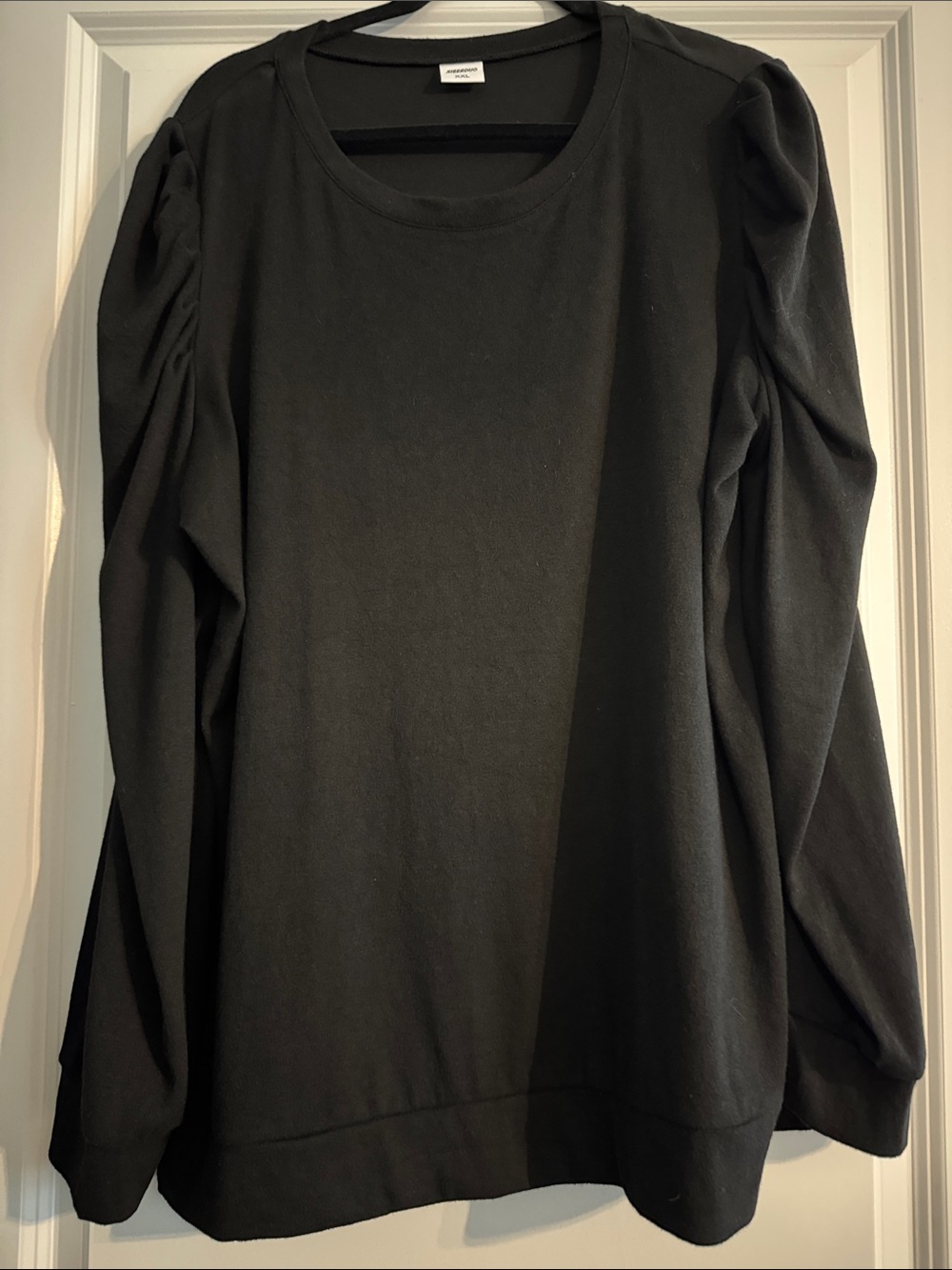 Black Puff-Sleeve Crewneck Top - Xieerduo